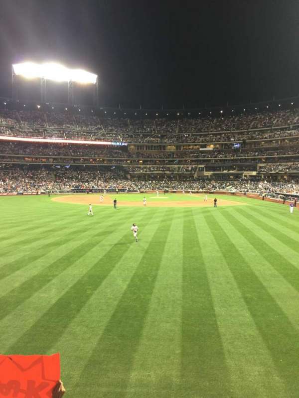 Citi Field, section: 135, row: 1, seat: 24