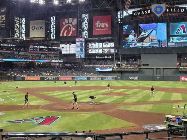 Chase Field, section: I, row: k, seat: 5