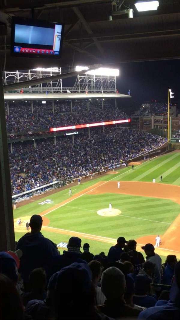 Wrigley Field, section: 426R, row: 7, seat: 5