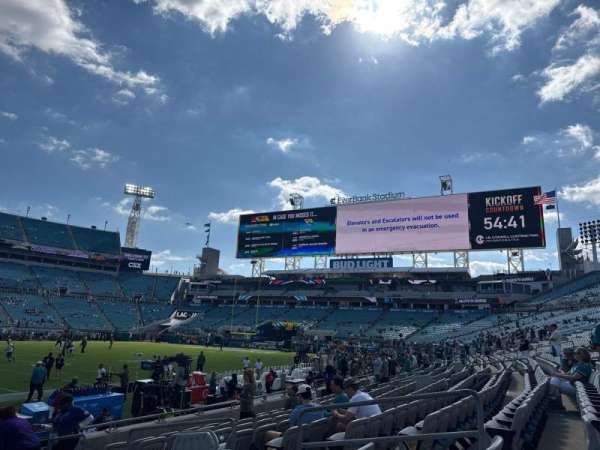 EverBank Stadium, section: 11, row: J, seat: 7