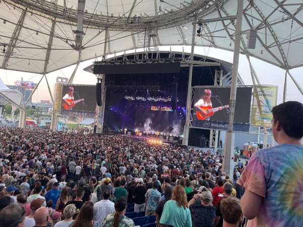 Hartford Healthcare Amphitheatre, section: 302, row: BBB, seat: 28