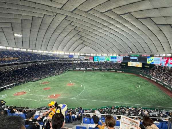 Tokyo Dome, section: C1, row: 16, seat: 302