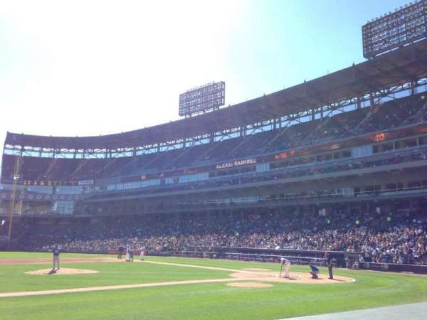 Rate Field, section: 140, row: 7, seat: 3