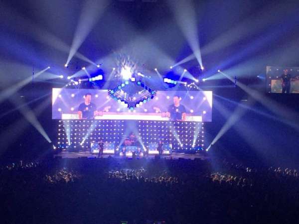 Kia Forum, section: 136, row: 9, seat: 9