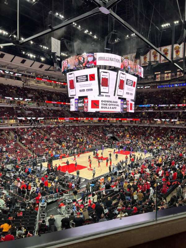 United Center, section: 205, row: 2, seat: 6