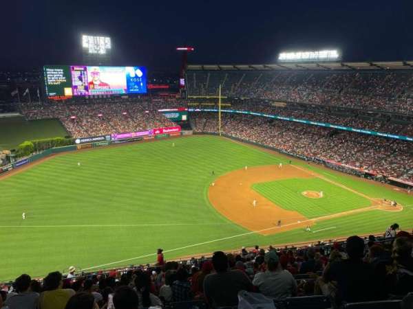 Angel Stadium, section: 510, row: R, seat: 15