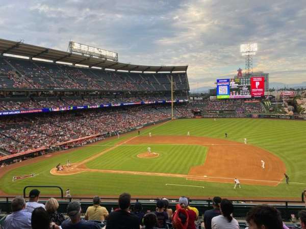 Angel Stadium, section: 335, row: G, seat: 7