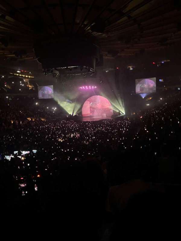 Madison Square Garden, section: 103, row: 15, seat: 8