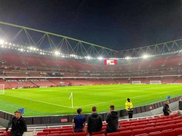 Emirates Stadium, section: 21, row: 10, seat: 638