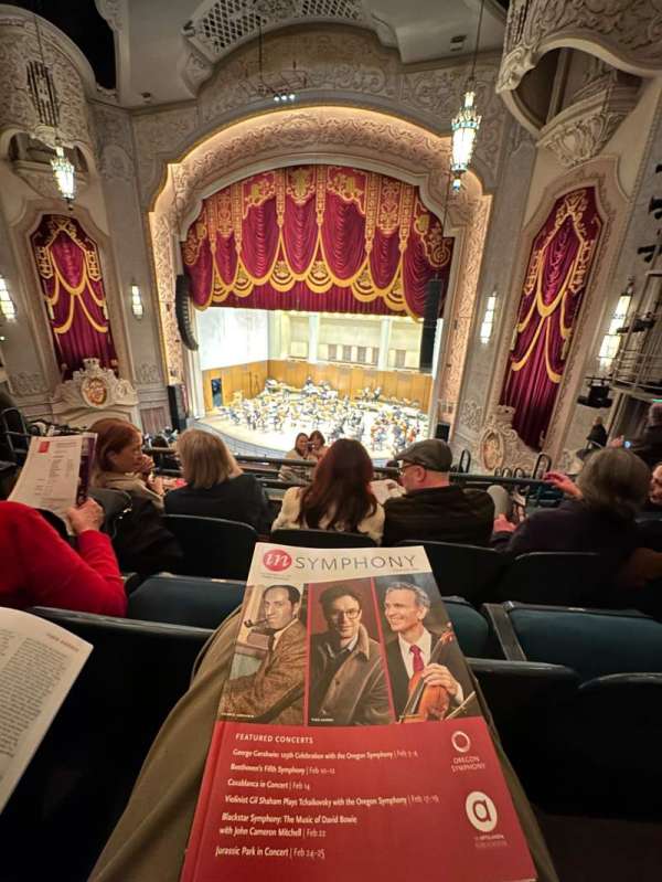 Arlene Schnitzer Concert Hall, section: E Lower Mezzanine, row: G, seat: 4