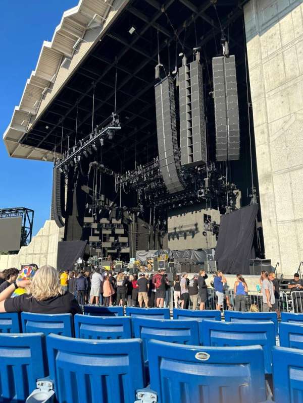 Utah First Credit Union Amphitheatre, section: 201, row: E, seat: 13