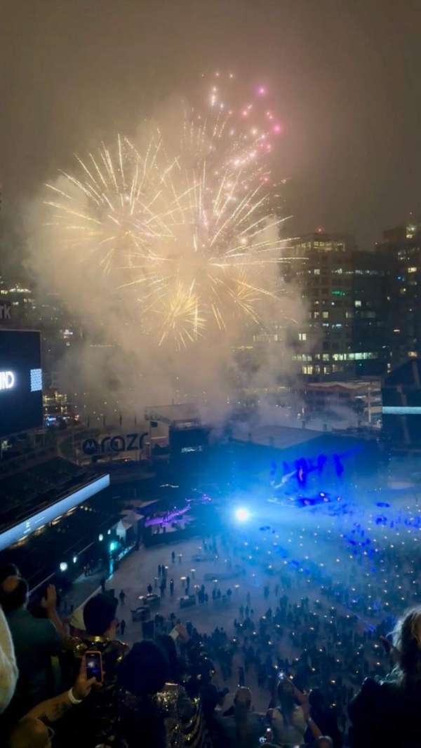 Petco Park, section: 318, row: 22, seat: 8