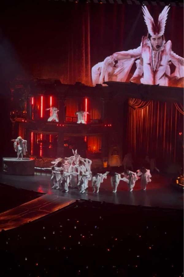 Kia Forum, section: 205, row: 11, seat: 5