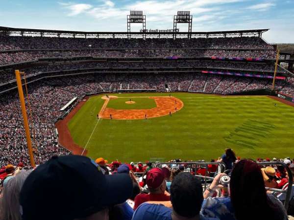 Citizens Bank Park, section: 304, row: 19, seat: 3