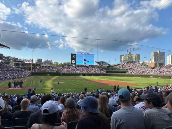 Wrigley Field, section: 122, row: 11, seat: 5