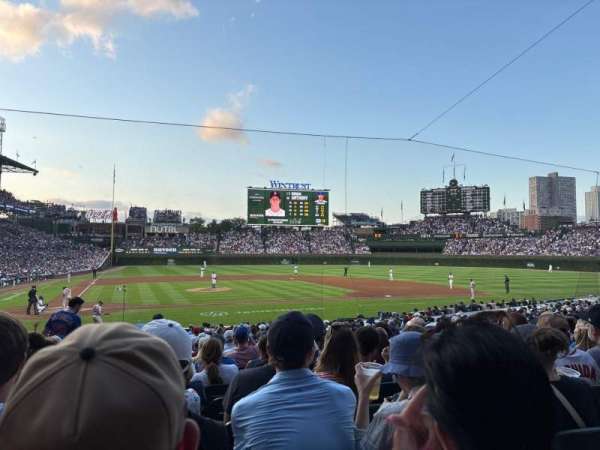 Wrigley Field, section: 122, row: 11, seat: 4