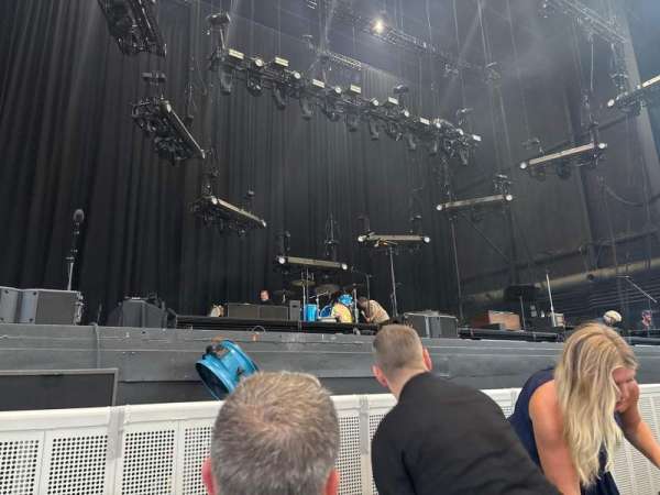 Ameris Bank Amphitheatre, section: Orch 2, row: BBB, seat: 37