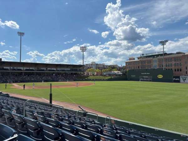 Fluor Field, section: 120, row: Q, seat: 1