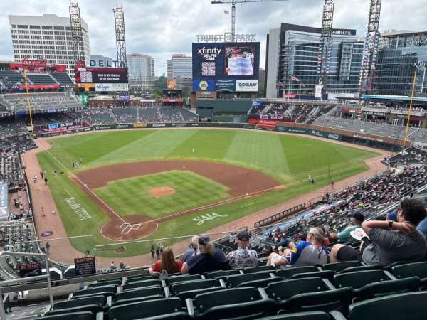 Truist Park, section: 324, row: 7, seat: 23