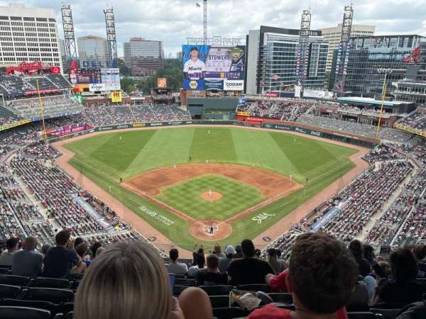Truist Park, section: 426, row: 12, seat: 16