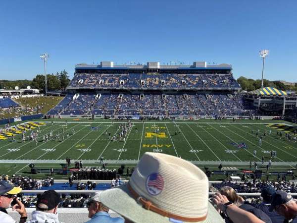 Navy-Marine Corps Memorial Stadium, section: 105, row: 5, seat: 21