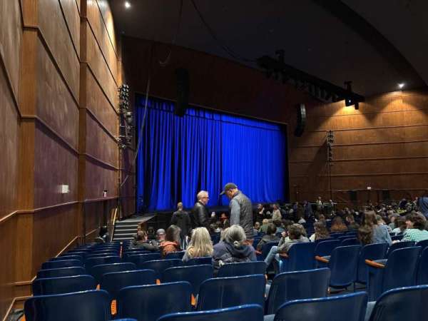 Knoxville Civic Auditorium, section: Orchestra Left, row: U, seat: 209