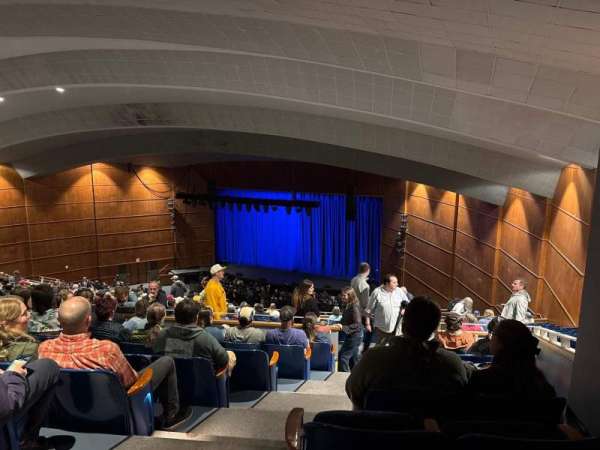 Knoxville Civic Auditorium, section: Upper Balcony Right, row: R, seat: 204
