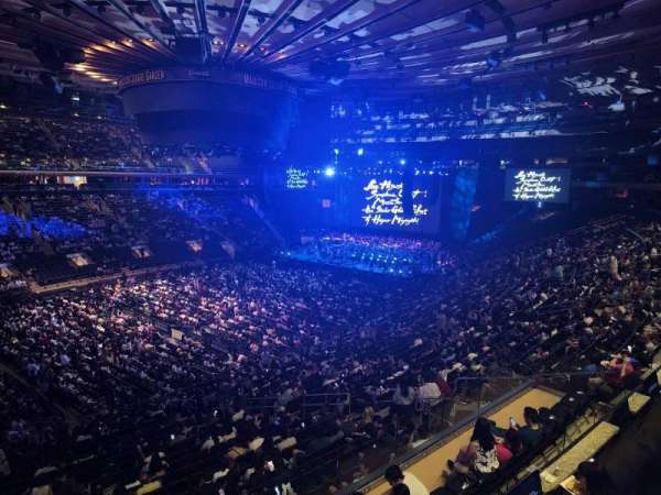 Madison Square Garden, section: 208, row: 1, seat: 18