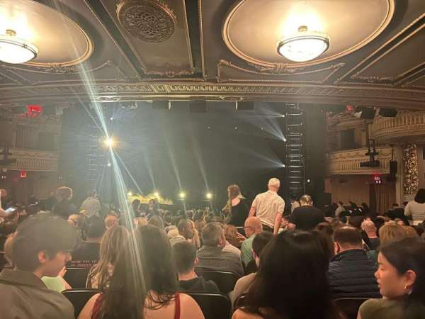 Palace Theatre, Broadway, section: Orchestra R, row: V, seat: 112