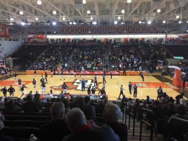 Stroh Center, section: 115B, row: T, seat: 16