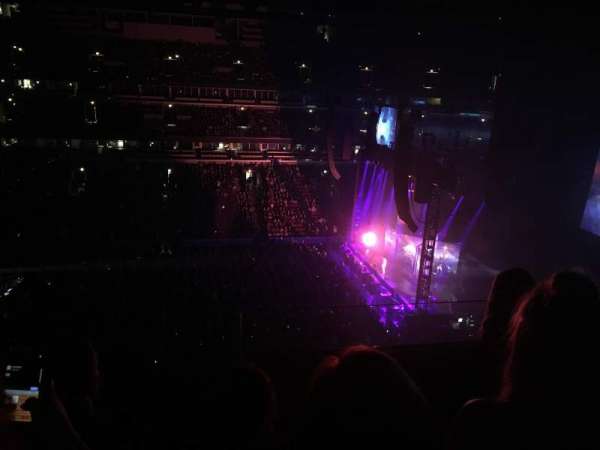 United Center, section: 334, row: 3, seat: 2