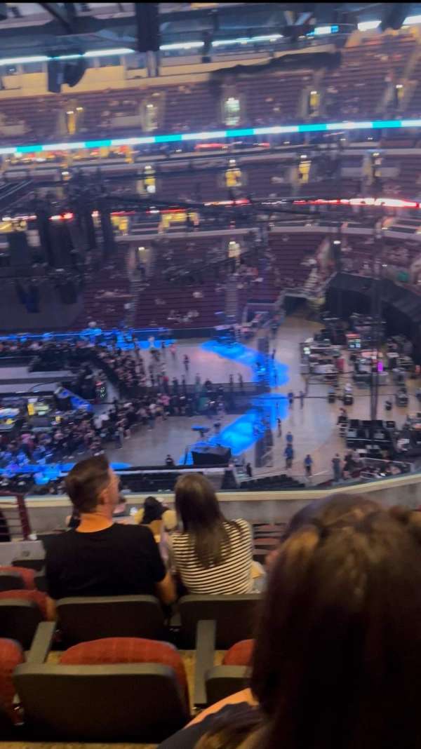 United Center, section: 332, row: 11, seat: 15