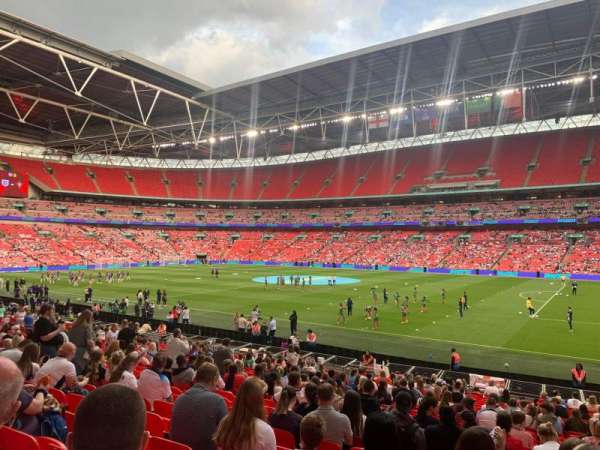 Wembley Stadium, section: 141, row: 25, seat: 232