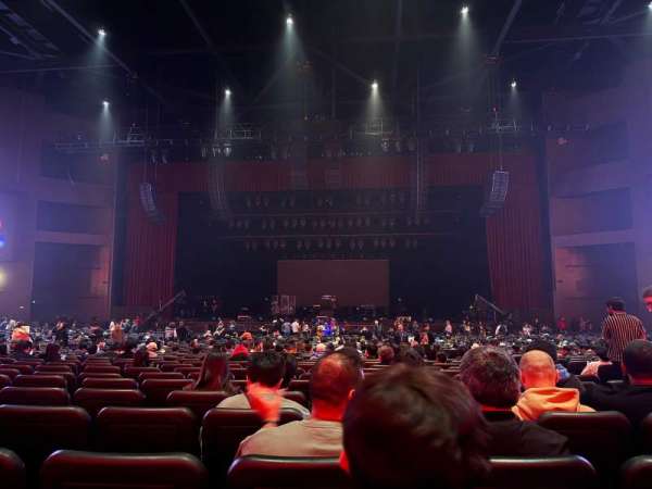 Peacock Theater, section: Orchestra Center, row: JJ, seat: 305