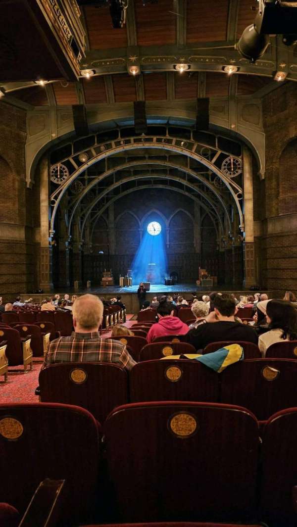 Lyric Theatre, section: Orchestra R, row: T, seat: 2-6