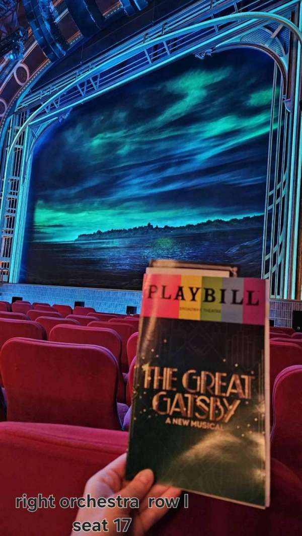 Broadway Theatre - 53rd Street, section: Orchestra R, row: L, seat: 17