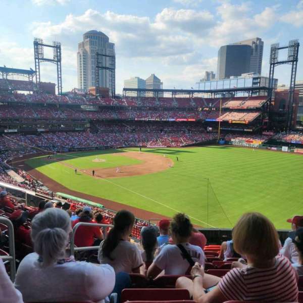 Busch Stadium, section: 233, row: 10, seat: 2