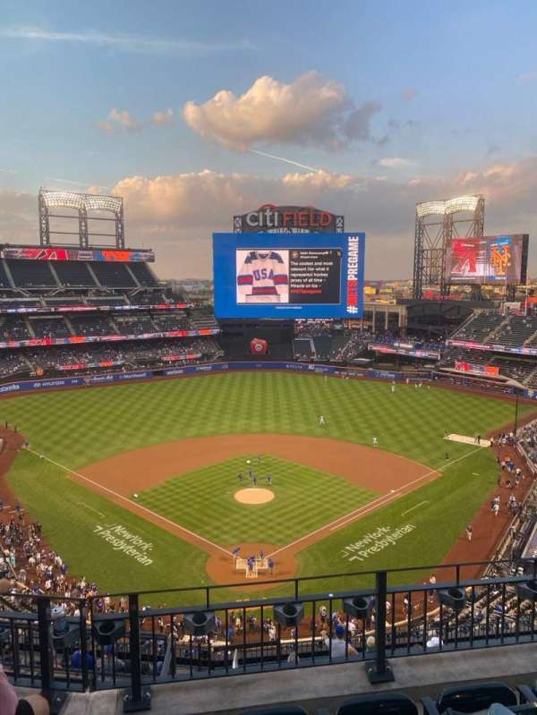 Citi Field, section: 514, row: 4, seat: 9