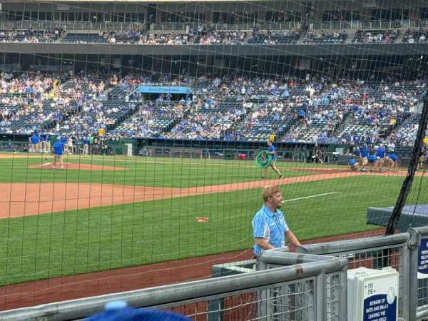 Kauffman Stadium, section: 115, row: C, seat: 5