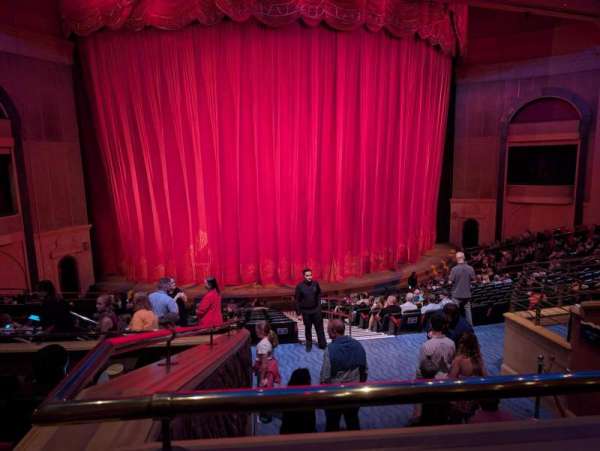O theatre , section: 202, row: S, seat: 9