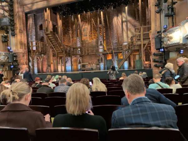 Victoria Palace Theatre, section: Stalls, row: M, seat: 18