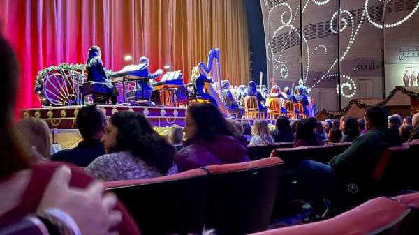 Radio City Music Hall, section: Orchestra 6, row: FF, seat: 604