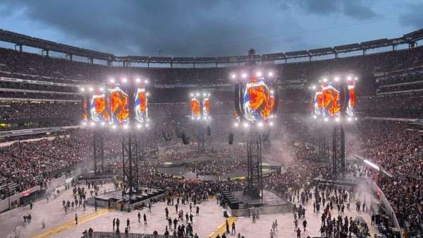 MetLife Stadium, section: 249A, row: 4, seat: 12