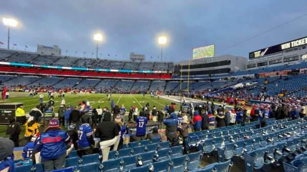 Highmark Stadium, section: 131, row: 8, seat: 5