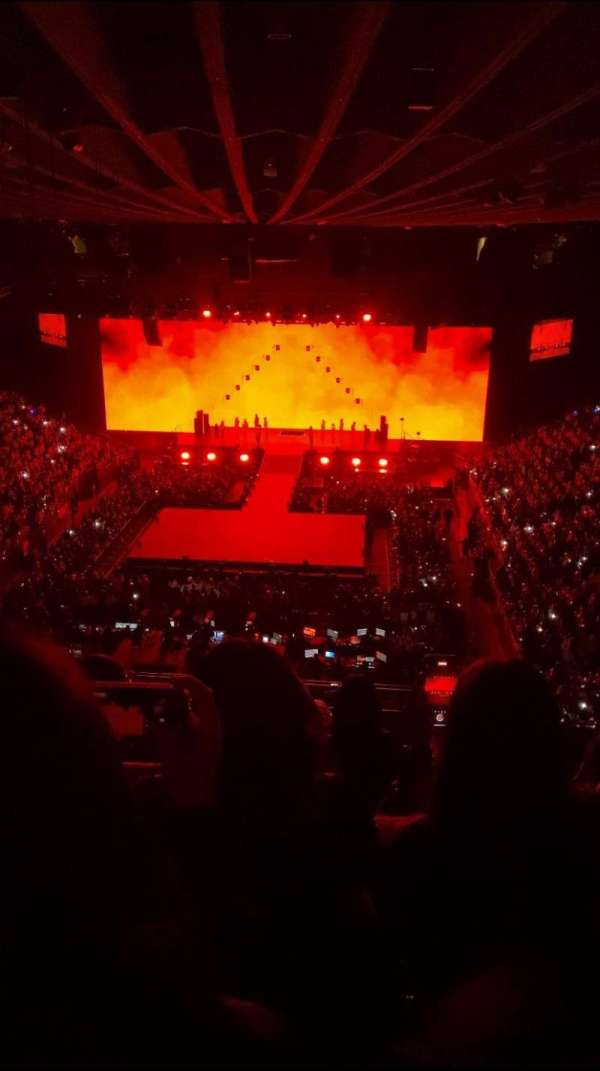 Oakland Arena, section: 208, row: 9, seat: 4