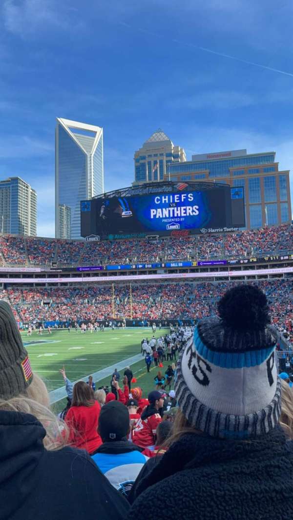 Bank of America Stadium, section: 138, row: 10, seat: 14