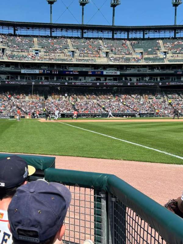 Comerica Park, section: 113, row: 3, seat: 15