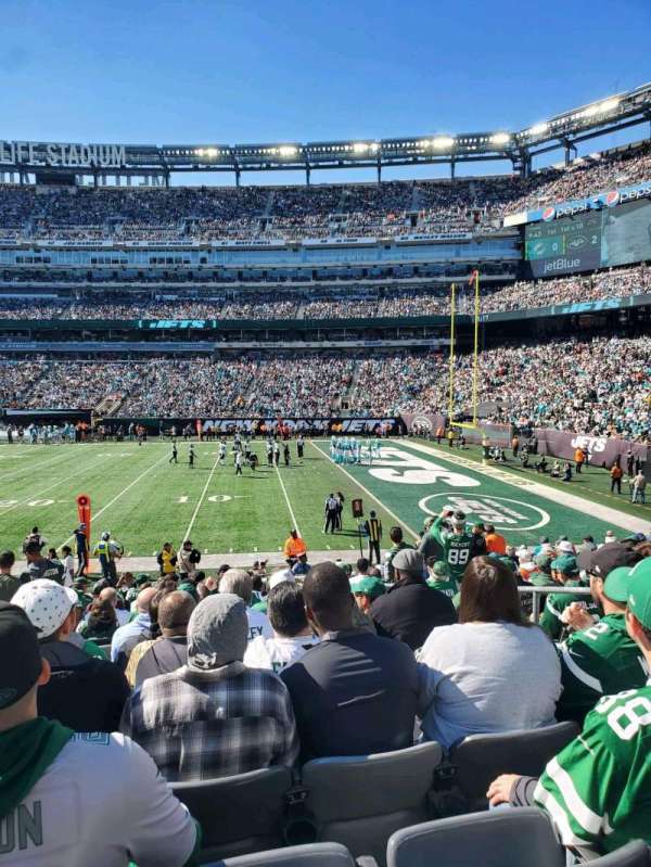 MetLife Stadium, section: 110, row: 16, seat: 5