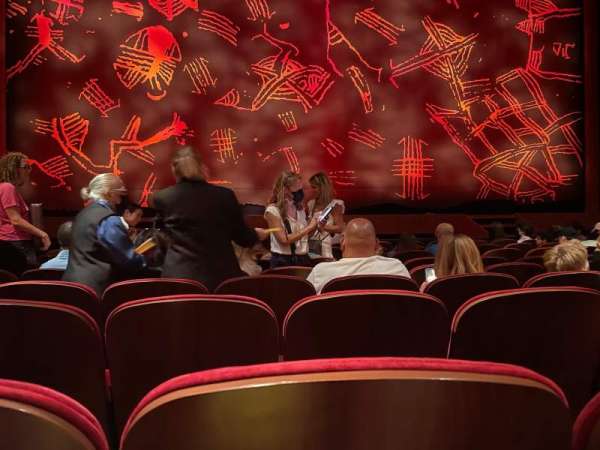 Minskoff Theatre, section: Orchestra C, row: J, seat: 109