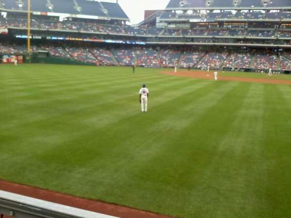 Citizens Bank Park, section: 142, row: 1